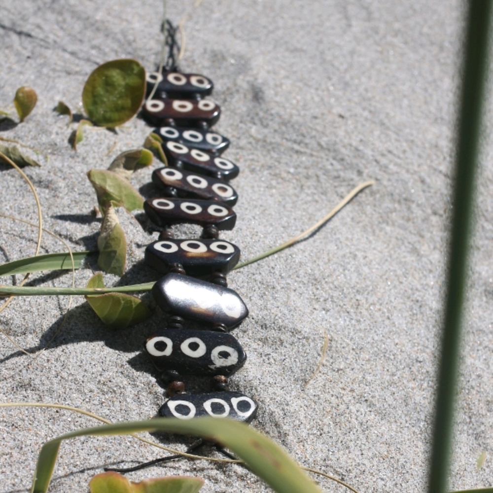 SEEDS OF 3, WOODEN PEA PODS BRACELET/ANKLET🌱🌱🌱